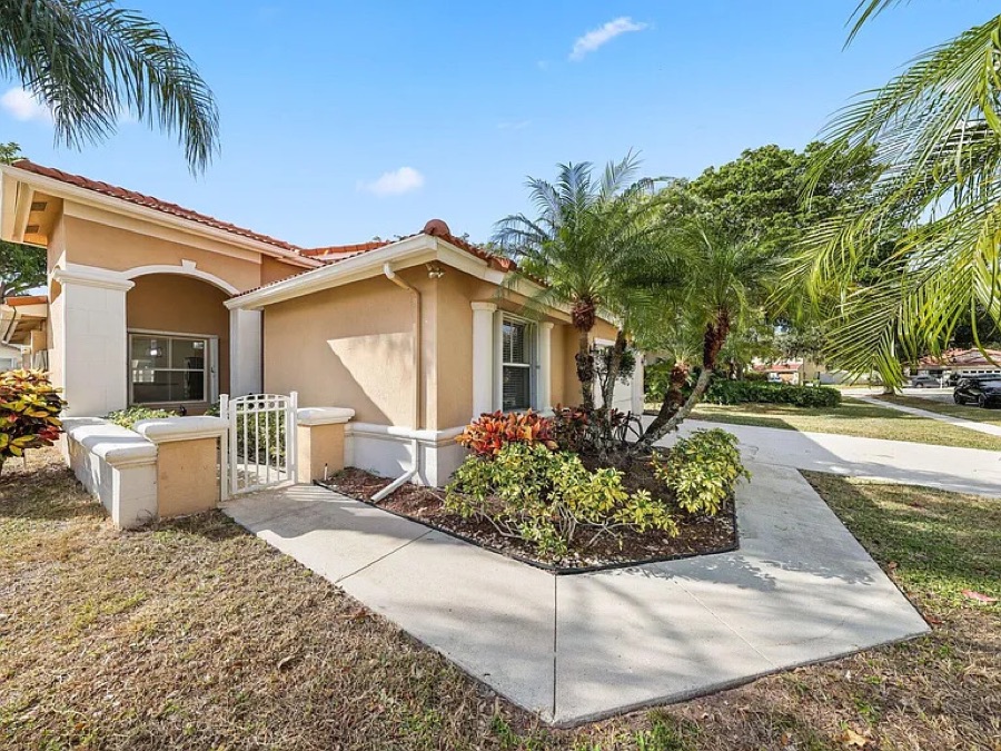 6035 Royal Birkdale Drive, Lake Worth, FL
